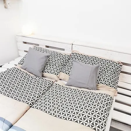 Junior Tower * بودابست